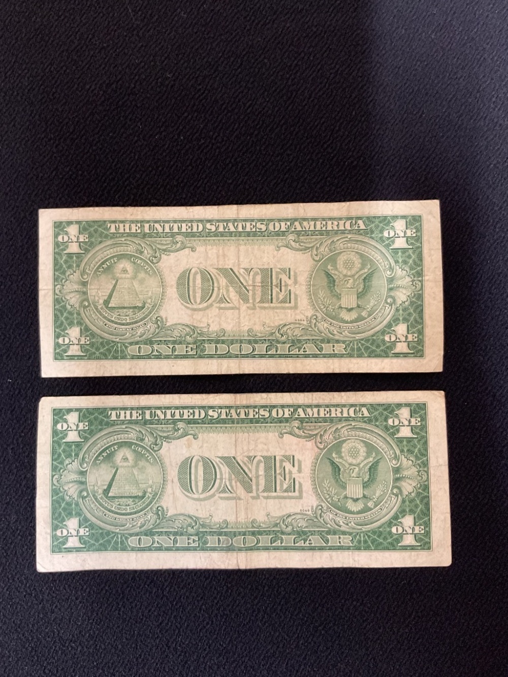 Blue seal $1 bills collectibles (Set of 2) bills - Picture 5 of 9